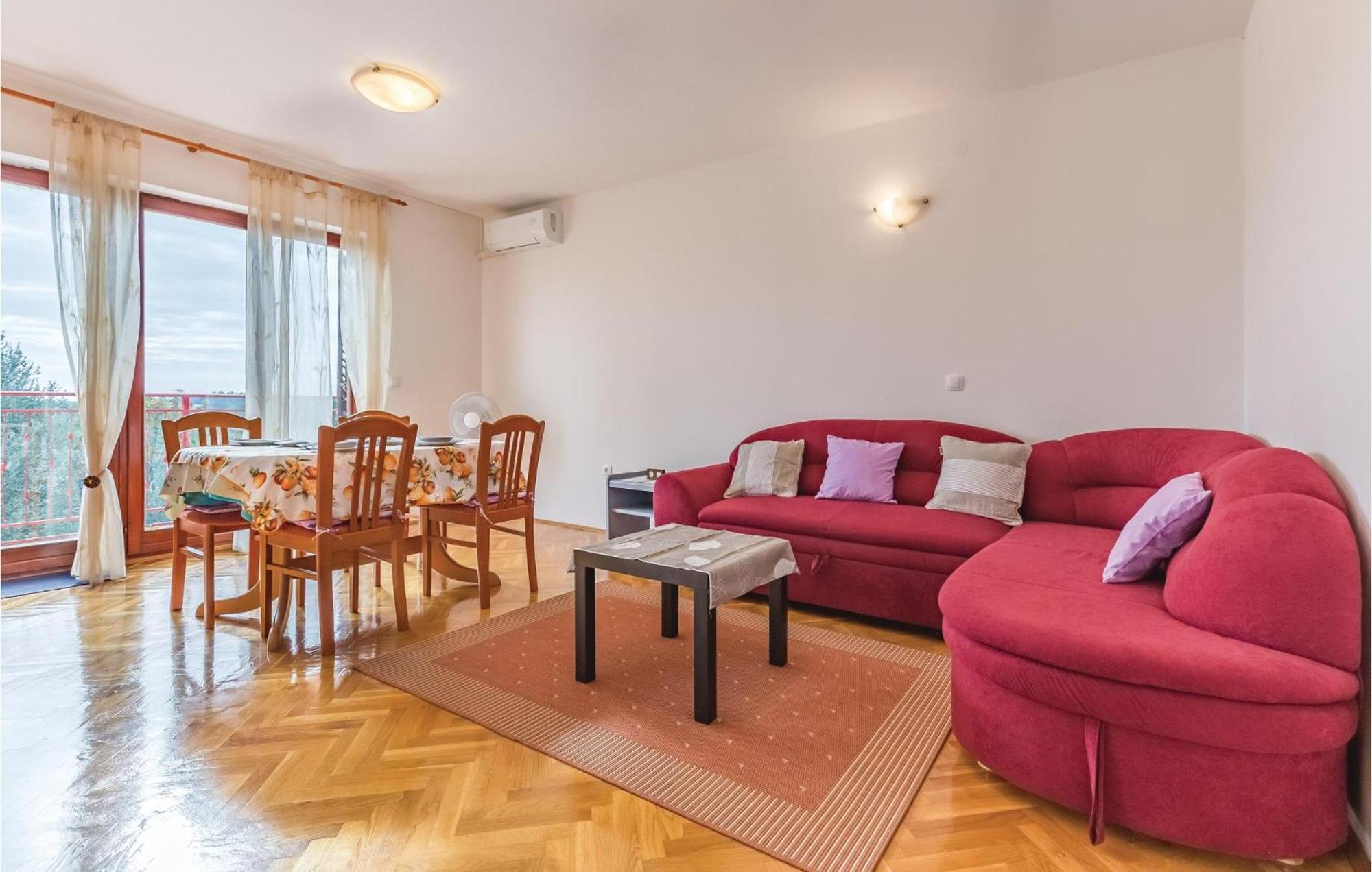 6 Bedroom Nice Home In Segotici 외부 사진