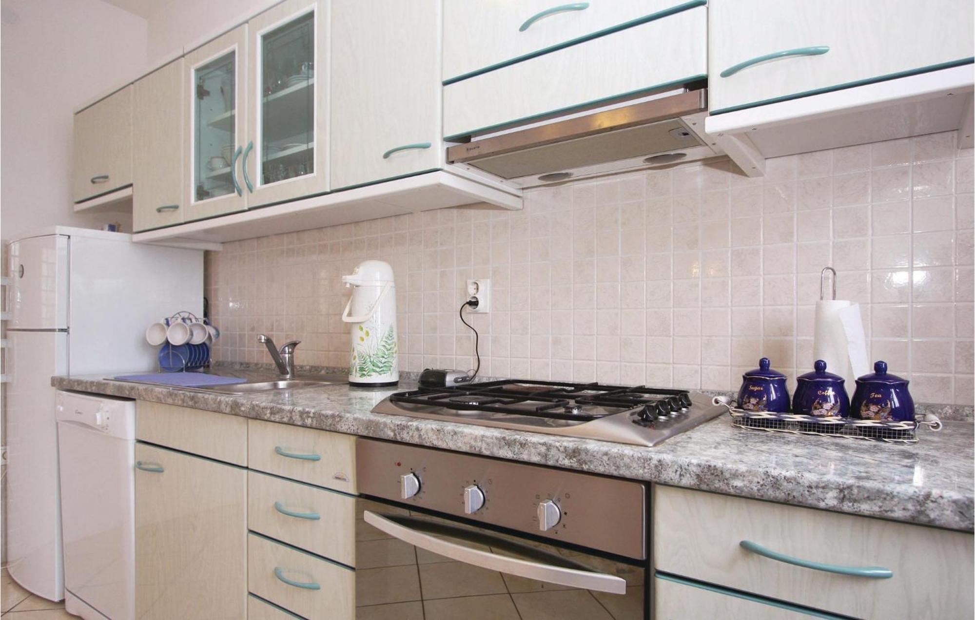 6 Bedroom Nice Home In Segotici 외부 사진